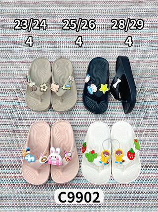 C9902 chinelos com pingentes